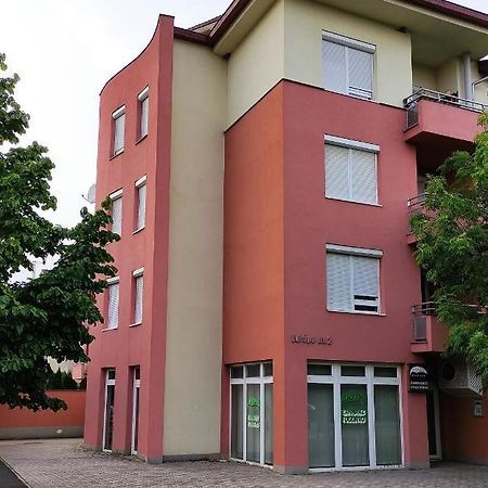 Mona Apartment Bük Esterno foto