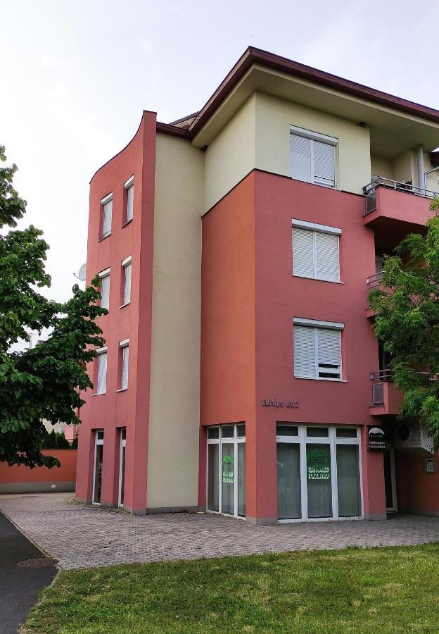 Mona Apartment Bük Esterno foto