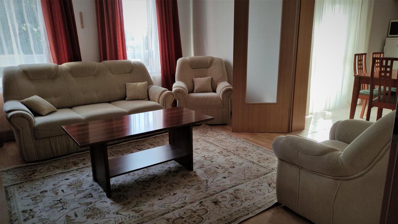 Mona Apartment Bük Esterno foto